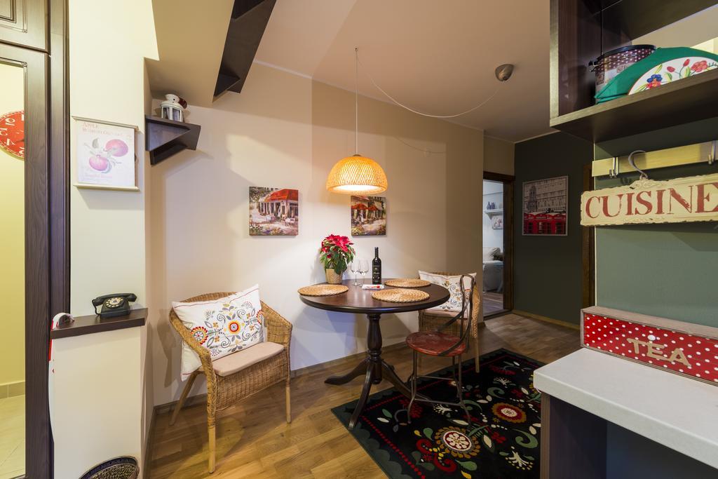 アルバ・ユリアAlba Houseアパートメント 部屋 写真